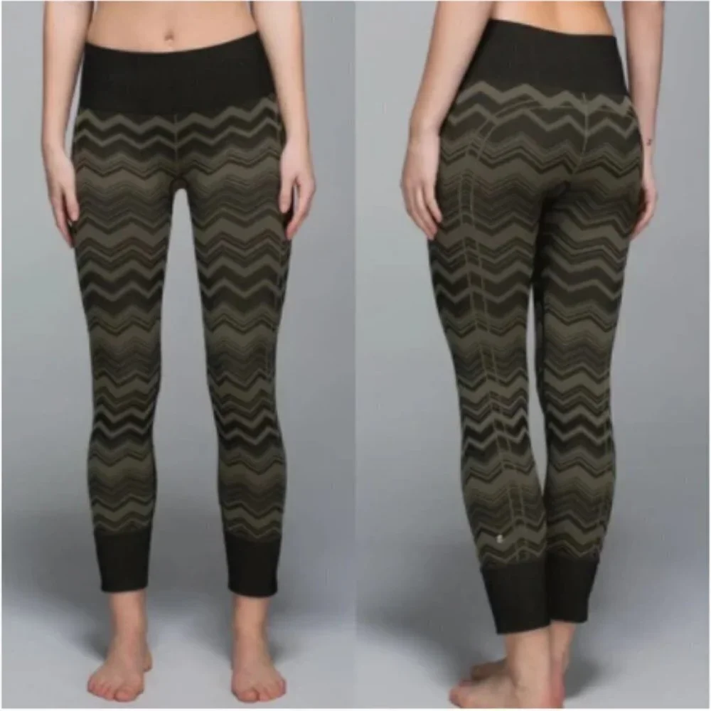 Lululemon Ebb to Street Leggings Black Chevron Heathered Fatigue Green‎ size 6
